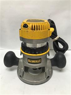 DEWALT DW618PKB ROUTER KIT oe ls Good Buya